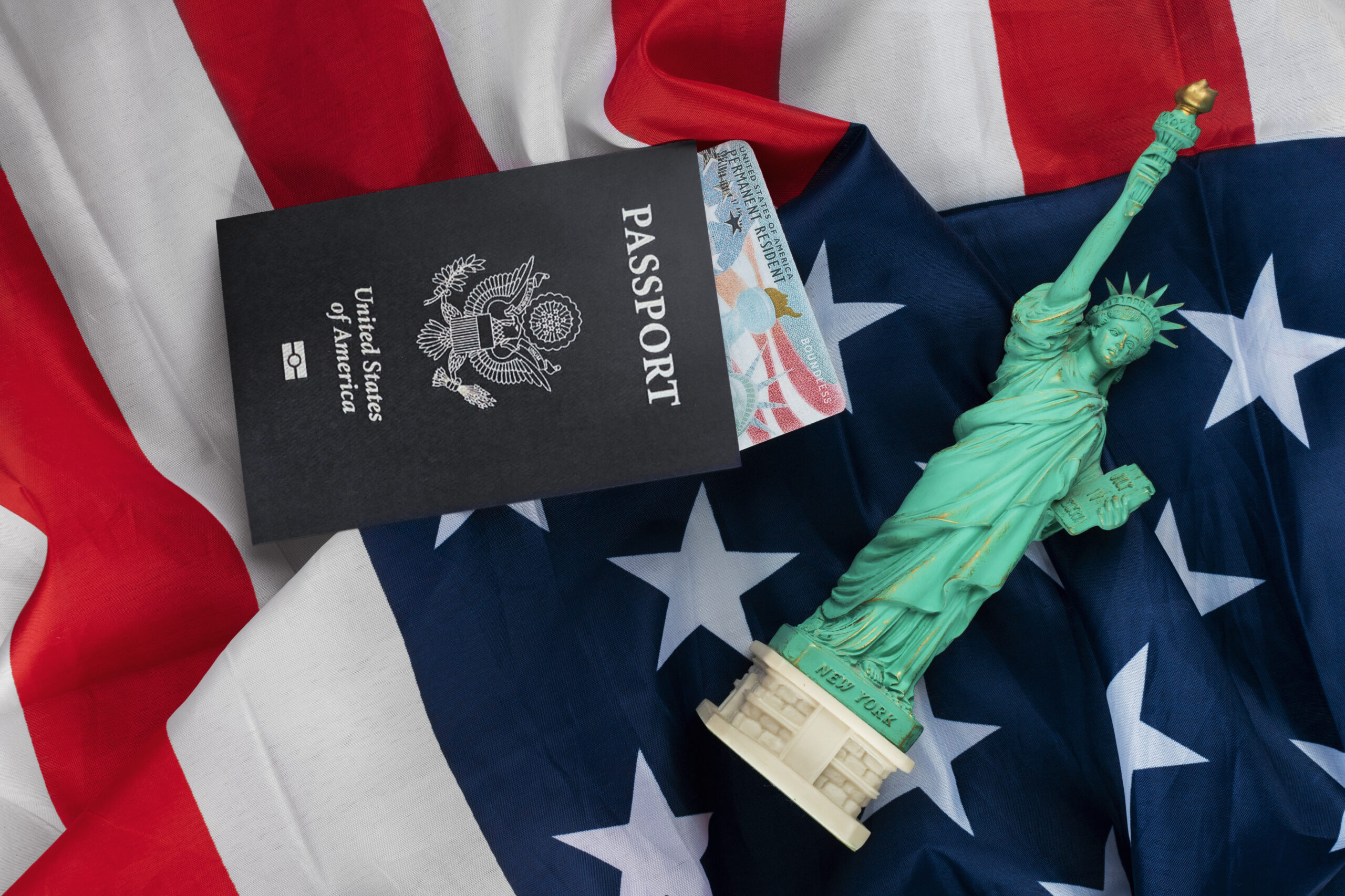 Read more about the article H-1B Visa 2025: What the $100,000 Fee Means for Indian Students & Professionals